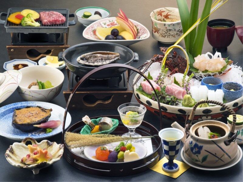 Atami Taikansou Екстериор снимка
